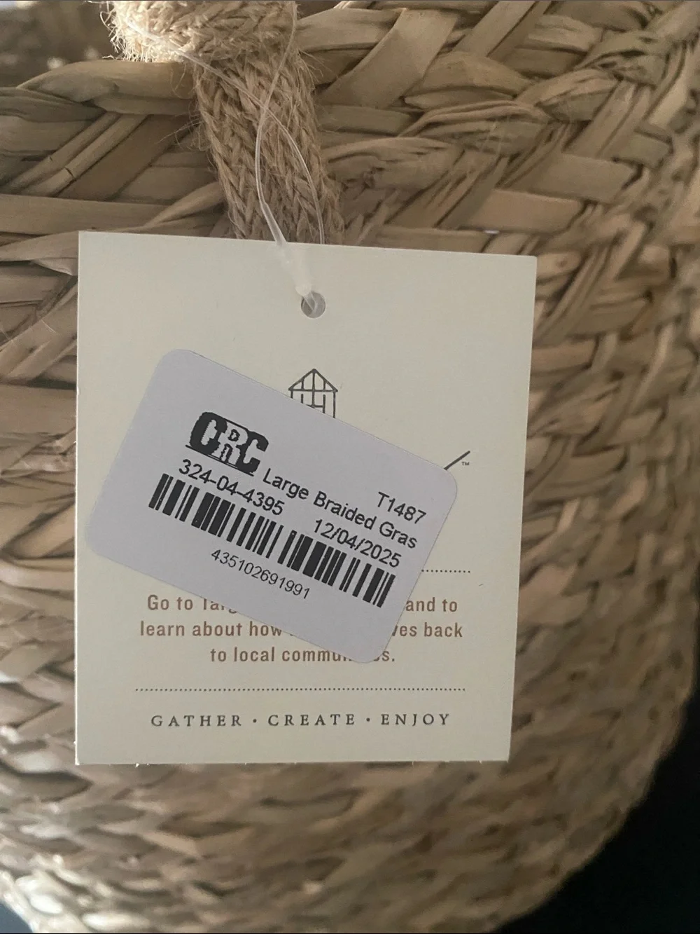 NWT Hearth and Hand Natural Woven Seagrass Basket with Handles - Neutral